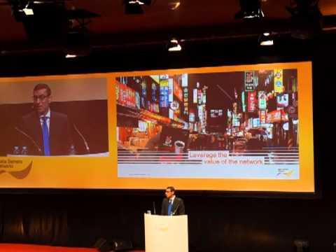 2013 MWC: NSN CEO Reviewing Restructuring Plan
