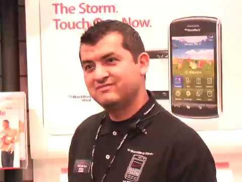 BlackBerry Storm Flying Off Verizon Wireless Shelves